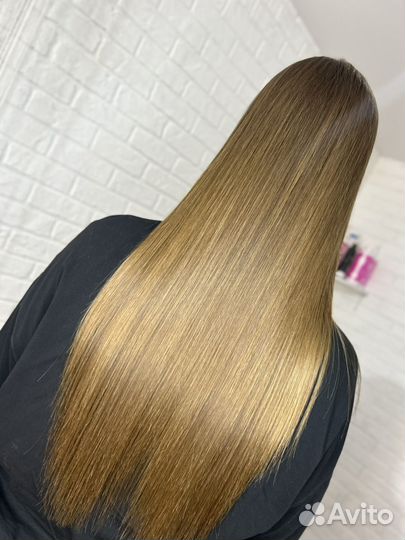 Кератиновое выпрямление волос