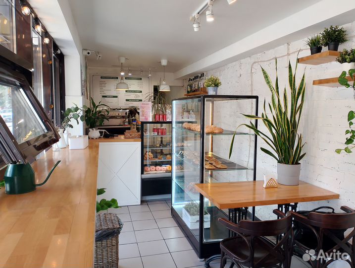 Пекарня напротив Университета