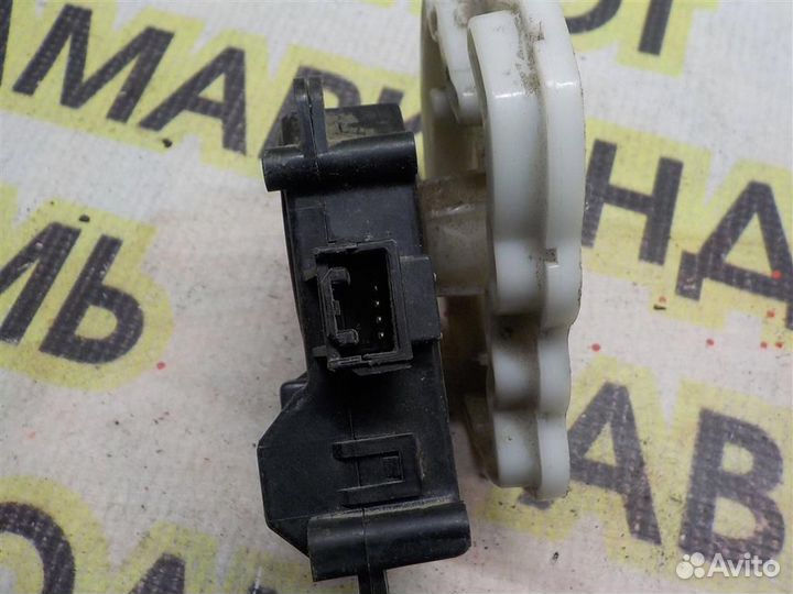 Моторчик заслонки печки Toyota RAV4 (XA20) 2000-2