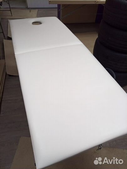 Массажная кушетка