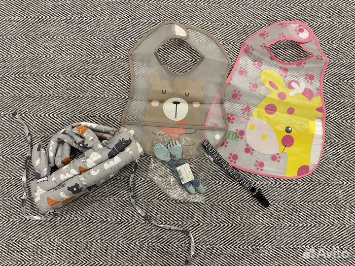 Набор для малыша нагрудник держатель для соски