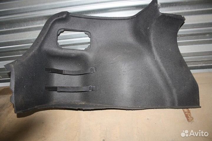 Обшивка багажника (левая) hyundai solaris 2017