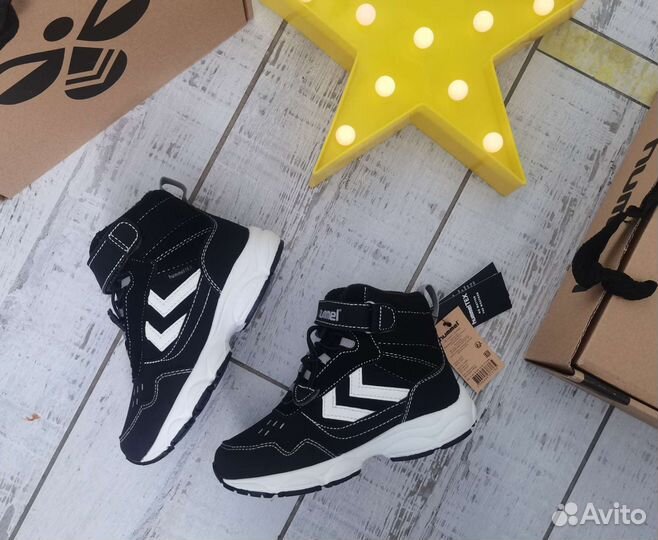 Кроссовки новые