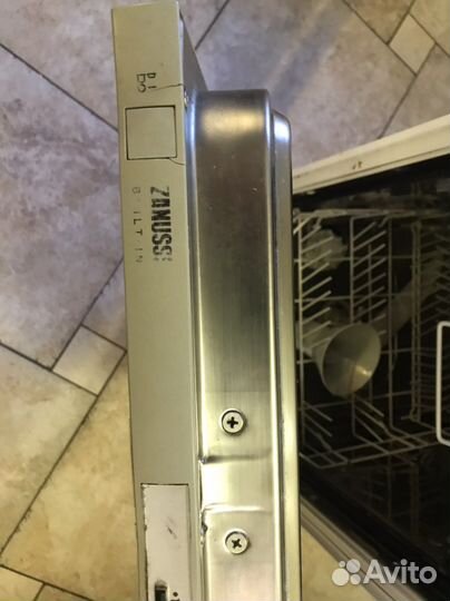 Посудомоечная машина Zanussi ZDT 5152