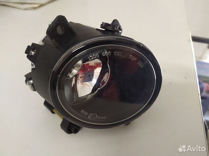 Фара противотуманная правая ford mondeo III 00-03