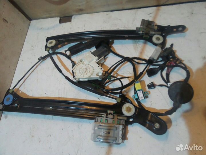 Стеклоподъемник перед правой audi A5 8T Sportback