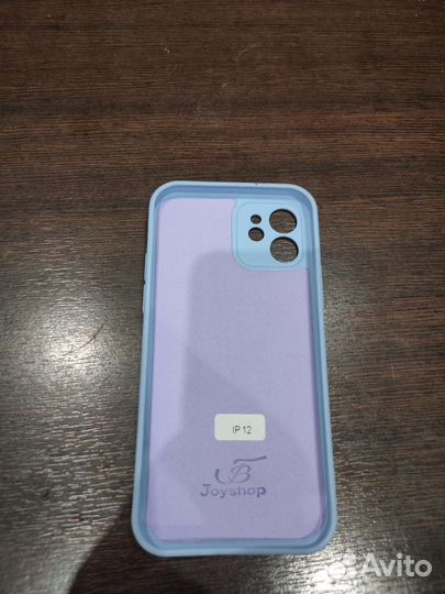 Чехол на iPhone 12