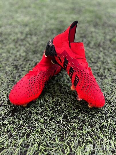 Деткие бутсы adidas predator freak