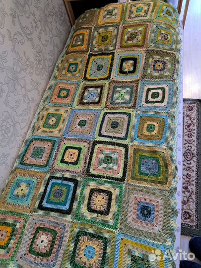 Продам плед/покрывало ручной работы