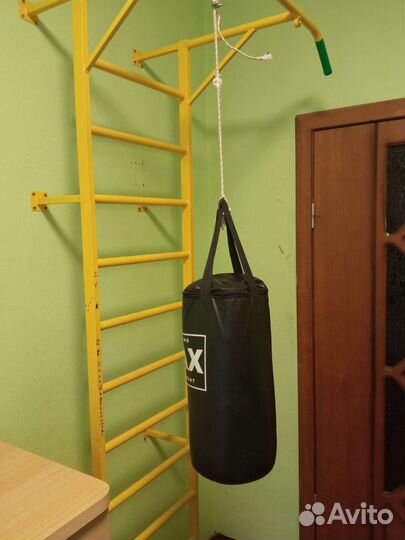 Шведская стенка с турником