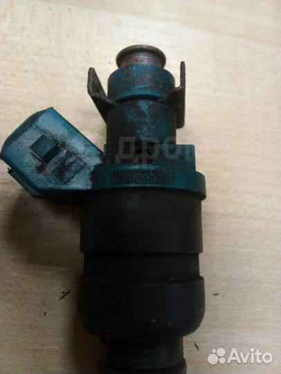 Форсунка топливная VW Passat B5 ADR