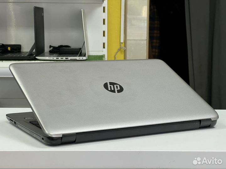 Крутой HP 15 на AMD A8 4 ядра 6Гб 240 SSD R5 2Gb