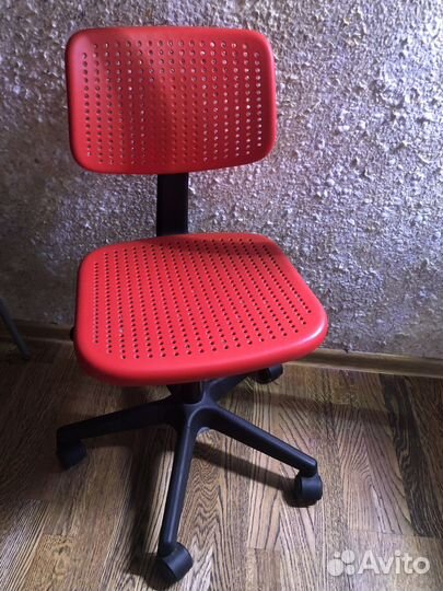 Компьютерный стул IKEA