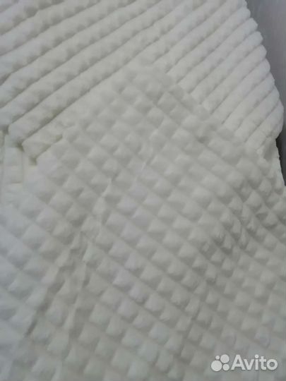 Новый плед кубик и декоративные наволочки