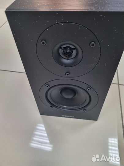 Аудио колонка Yamaha NS-BP150 black