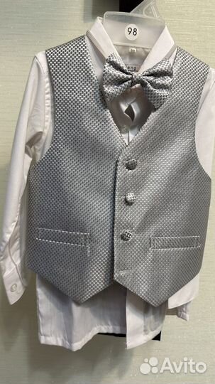 Костюм тройка для мальчика 98