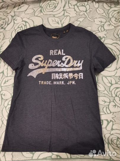 Футболка женская