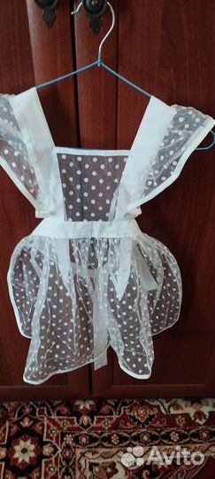 Белый школьный фартук