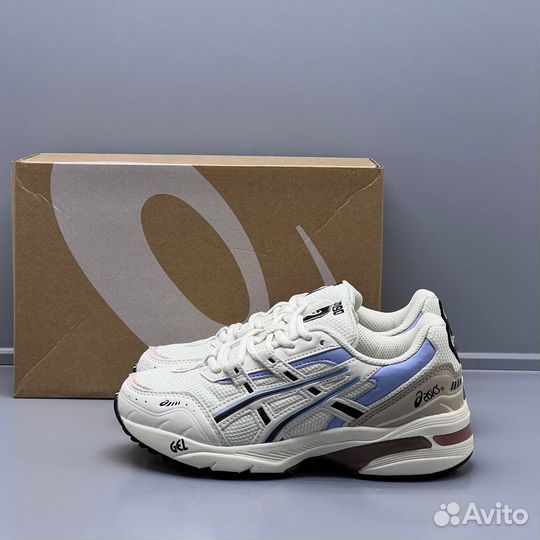 Кроссовки женские Asics (36-41 размеры)