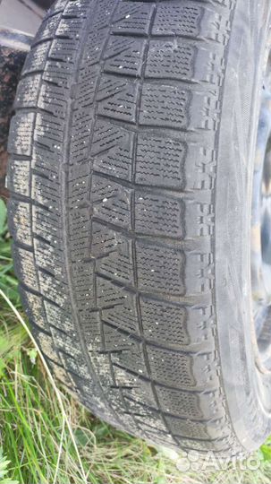 Bridgestone Blizzak Revo GZ 205/60 R16