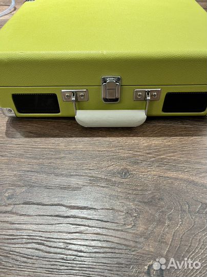 Проигрыватель винила Crosley