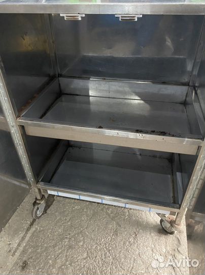 Диспенсер (тележка) для посуды ну колёсах