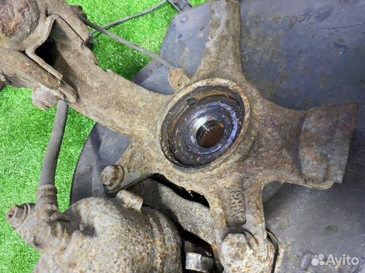 Кулак поворотный передний правый Honda Civic 5D