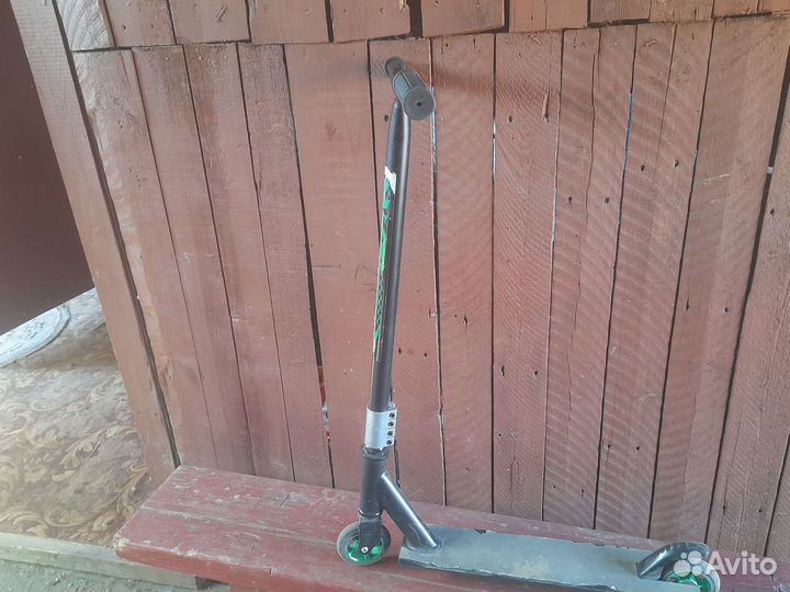 Трюковой самокат