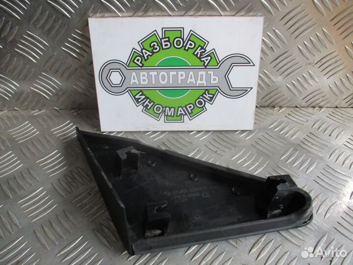 Накладка левого зеркала SsangYong Kyron