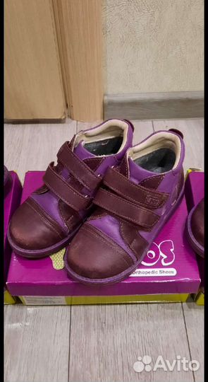 Продам детские ботинки