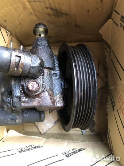 Насос Гур Toyota Land Cruiser 100