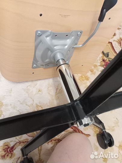 Компьютерное кресло стул