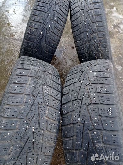 Roadstone Winguard WinSpike 195/65 R15