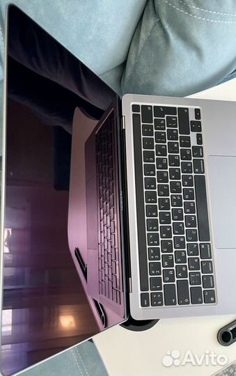 MacBook pro m1 16/256