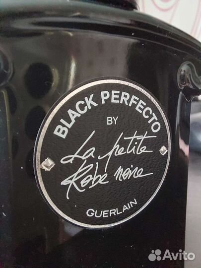 Guerlain la petite robe noire