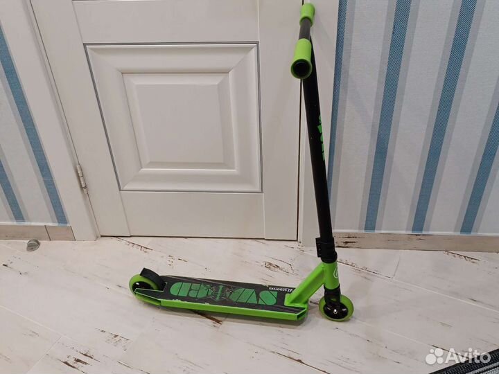 Трюковой самокат