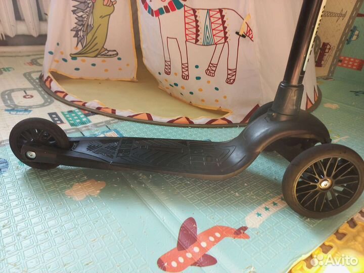 Самокат детский трехколесный