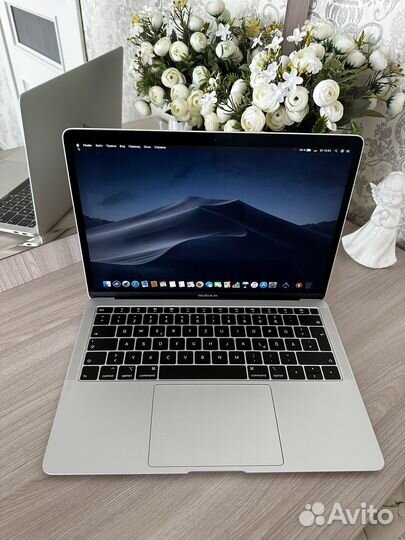 Macbook air 2019 i5 256gb
