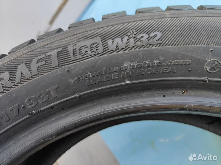 Kumho WinterCraft Ice Wi32 205/50 R17