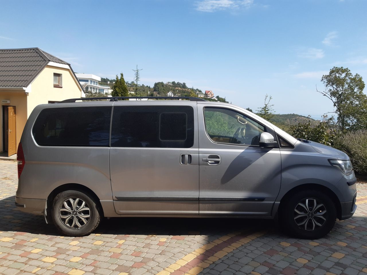 Hyundai H-1: фото владельца