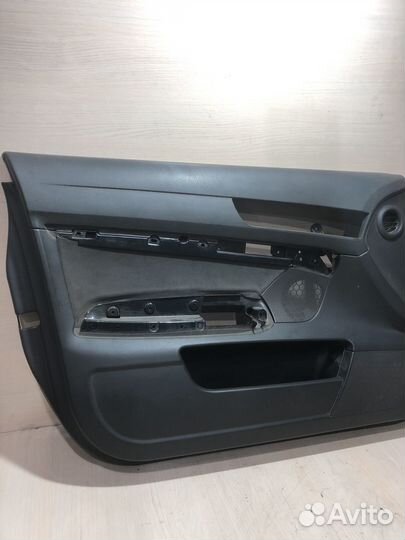 Обшивка двери передняя левая Ауди A6 C6 Алькантара