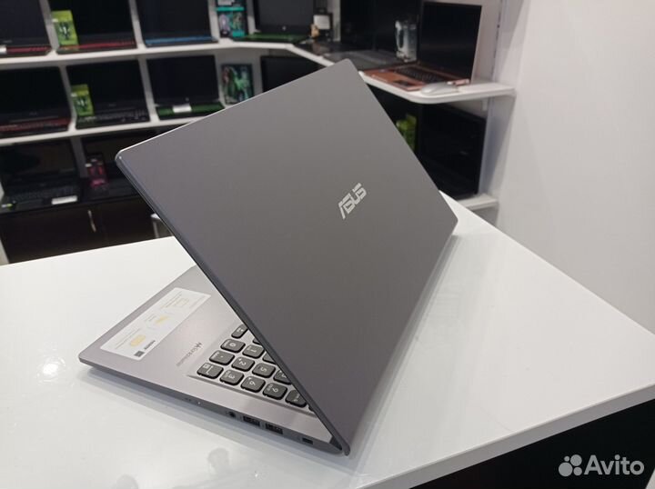 Ультрабук Asus Laptop