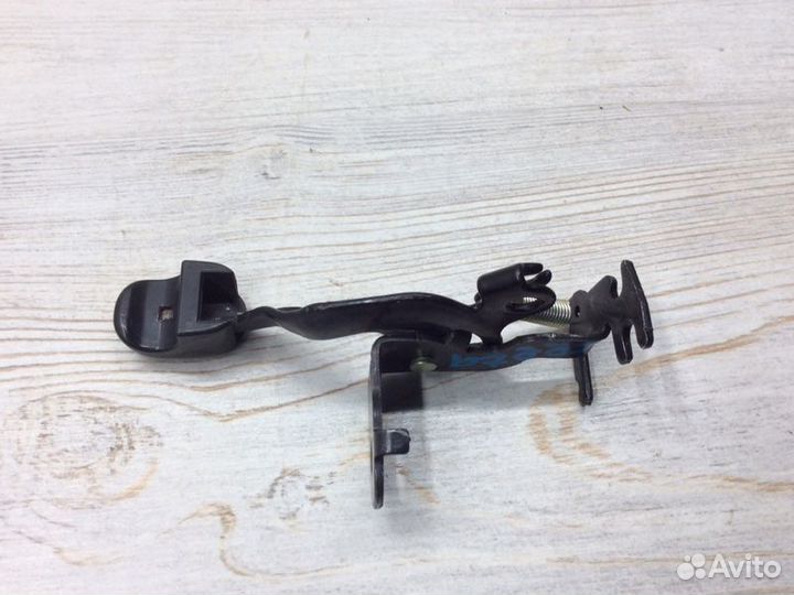 Ручка открывания лючка бензобака Hyundai Creta