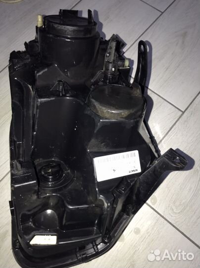 Фара левая renault logan 2