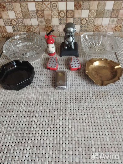 Зажигалки коллекционные и пепельницы
