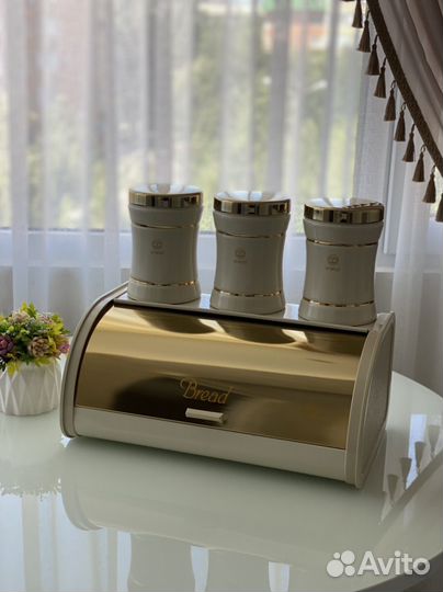 Хлебница uranus