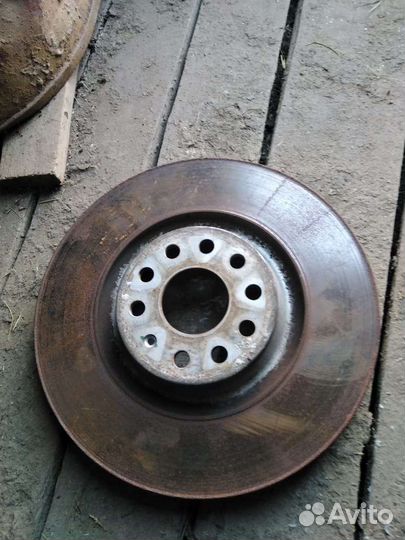 Диск тормозной передний tiguan 2 тигуан 5q0615301g