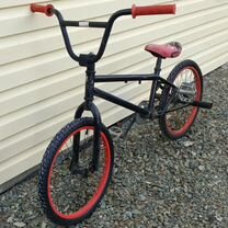 Трюковой велосипед BMX