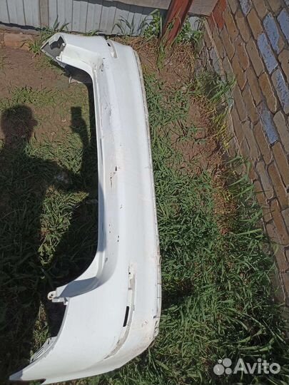 Задний бампер kia rio 3 белый седан