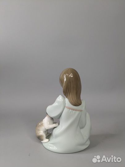 Статуэтка Lladro девочка с кошкой